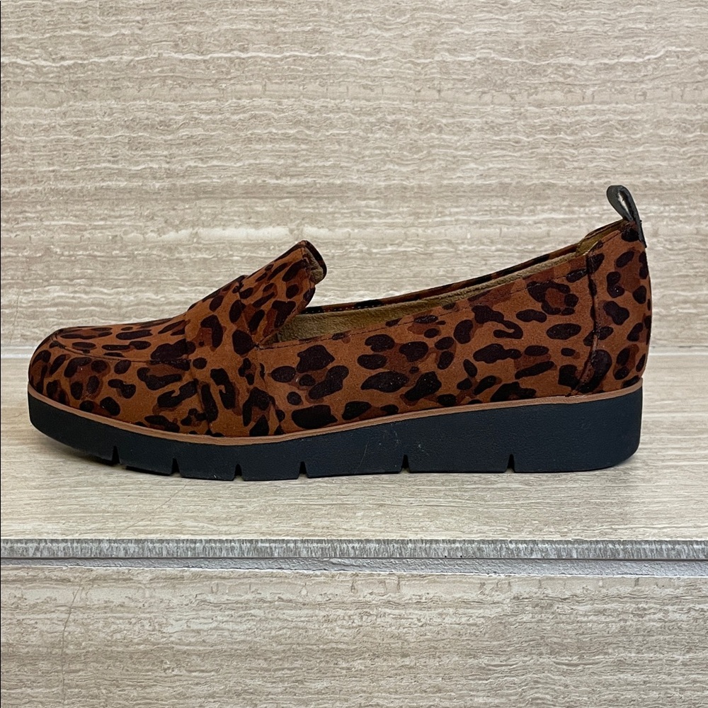 Dr. Scholl's NWOT Women’s Sz 9.5 Brown & Black Leopard Animal Print Loafers - Picture 8 of 9
